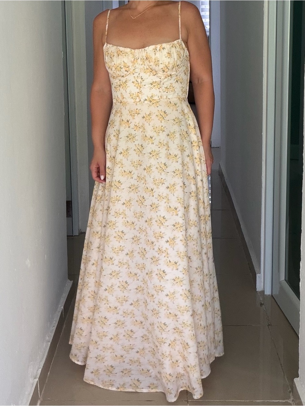 🌼 One and Only Collective Floral Open-Back Maxi Dress 🌼